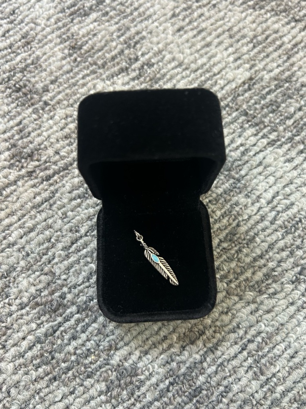 Turquoise Stone Silver Feather Southwest Native American Country Charm Pendant✨